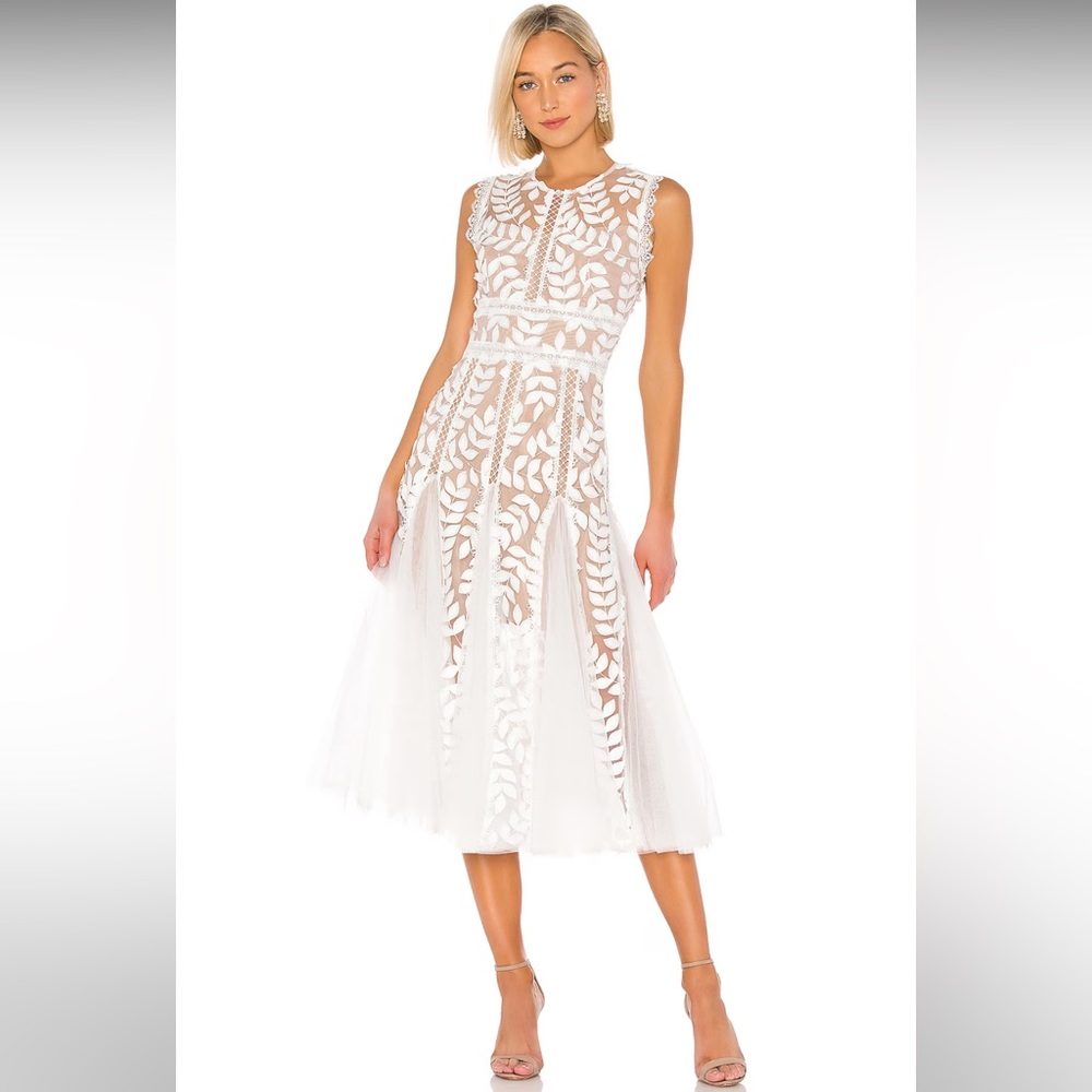 Bronx & Banco White Floral-Appliqué Lace Midi Dress- Size M NEW WITH TAGS